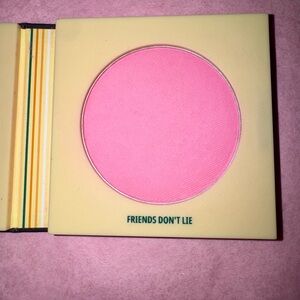 MAC M.A.C. Cosmetics Stranger Things Hawkins “Friends Don’t Lie” Blush Pls. Read